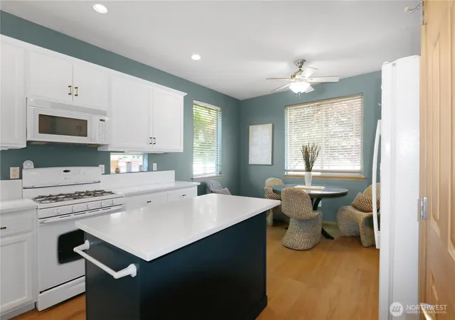 Photo 3 of Single family home for sale at 8542 Bainbridge Loop Ne, Lacey, WA 98516 | MLS# NWM2532907 | Listing updated on 2026-09-21