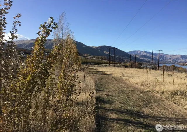 Photo 4 of Single family home for sale at 2627 Malaga Alcoa Hwy, Malaga, WA 98828 | MLS# NWM2532959 | Listing updated on 2026-09-21