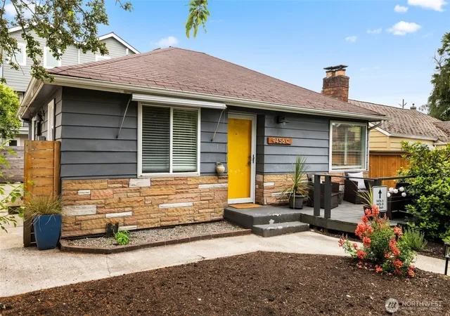 Photo 1 of Single family home for sale at 9456 21st Avenue Sw #C, Seattle, WA 98106 | MLS# NWM2532966 | Listing updated on 2026-09-23