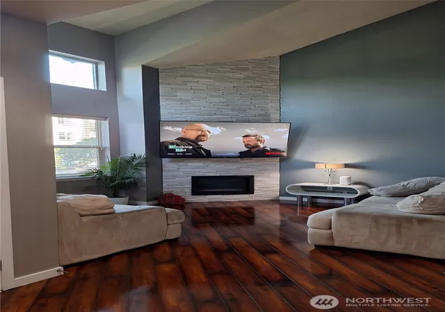 Photo 1 of Townhouse for sale at 4818 Pointes Dr, Mukilteo, WA 98275 | MLS# NWM2532976 | Listing updated on 2026-09-21