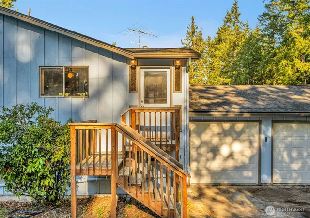 Photo 3 of Pending - Backup Offer Requested at 10318 Morris Blvd, Steilacoom, WA 98388 | MLS# NWM2533008 | Listing updated on 2026-08-29