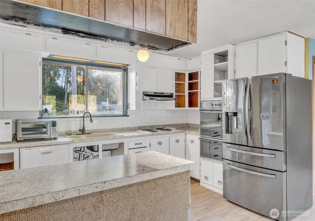 Photo 3 of Single family home for sale at 10318 Morris Blvd, Steilacoom, WA 98388 | MLS# NWM2533008 | Listing updated on 2026-08-29