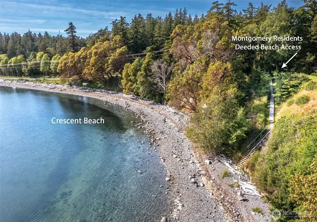 Photo 4 of Single family home for sale at 127 Montgomery Ln, Eastsound, WA 98245 | MLS# NWM2533010 | Listing updated on 2026-09-21