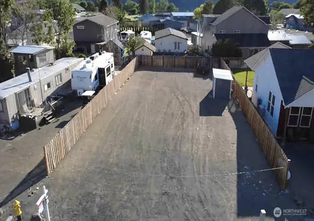 Photo 1 of Land for sale at 826 Sw Chukar Pl, Quincy, WA 98848 | MLS# NWM2533026 | Listing updated on 2026-09-21