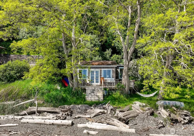 Photo 2 of Single family home for sale at 1865 Seacrest Dr, Lummi Island, WA 98262 | MLS# NWM2533034 | Listing updated on 2026-09-21