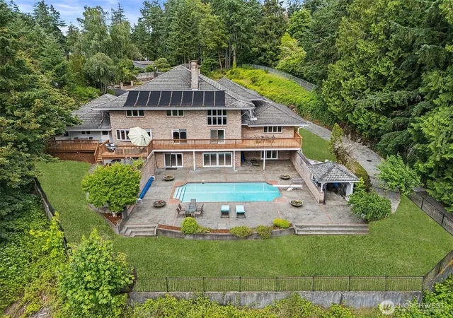 Photo 3 of Single family home for sale at 6718 76th Street W, Lakewood, WA 98499 | MLS# NWM2533109 | Listing updated on 2026-09-21