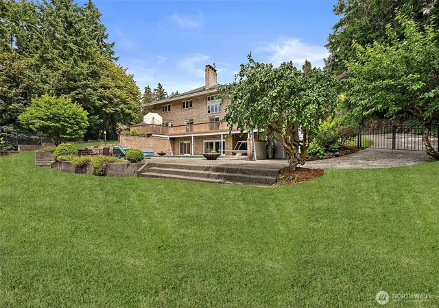 Photo 4 of Single family home for sale at 6718 76th Street W, Lakewood, WA 98499 | MLS# NWM2533109 | Listing updated on 2026-09-21
