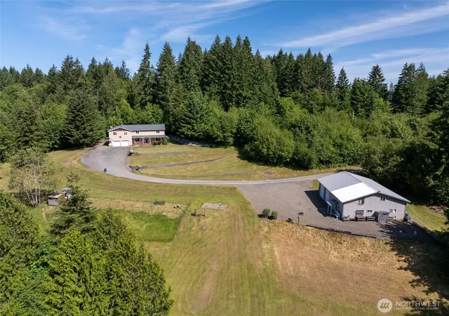 Photo 4 of Single family home for sale at 465 33 Sargent Rd, Winlock, WA 98596 | MLS# NWM2533116 | Listing updated on 2026-09-24