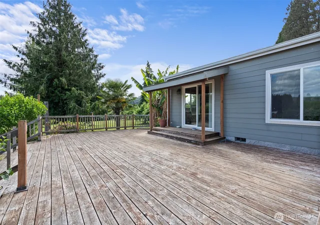 Photo 3 of Manufactured home for sale at 1583 State Route 122, Silver Creek, WA 98585 | MLS# NWM2533185 | Listing updated on 2026-09-30