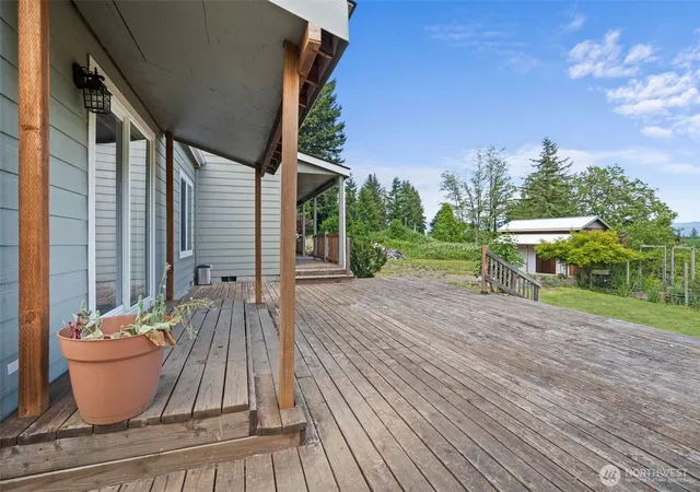 Photo 4 of Manufactured home for sale at 1583 State Route 122, Silver Creek, WA 98585 | MLS# NWM2533185 | Listing updated on 2026-09-30