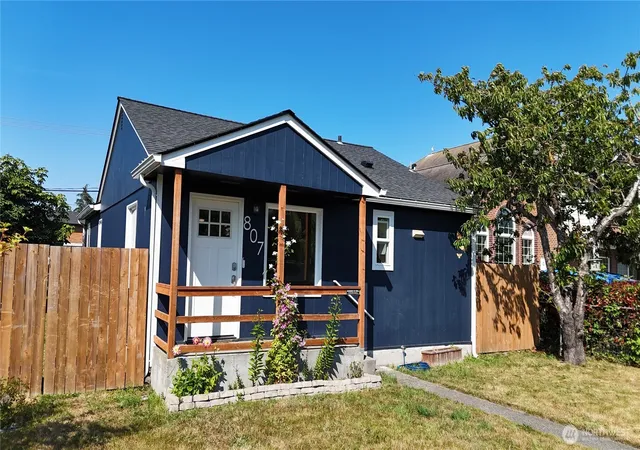 Photo 1 of Single family home for sale at 807 Georgiana St, Port Angeles, WA 98362 | MLS# NWM2533203 | Listing updated on 2026-09-21