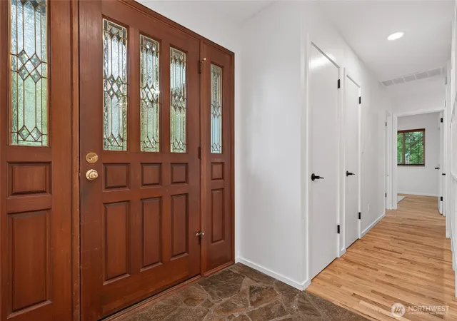 Photo 4 of Sale Pending at 1521 150th Avenue SE, Bellevue, WA 98007 | MLS# NWM2533209 | Listing updated on 2026-09-25