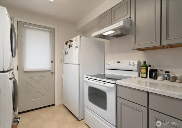 Photo 3 of Single family home for sale at 519 N Clark Rd, Moses Lake, WA 98837 | MLS# NWM2533230 | Listing updated on 2026-09-21