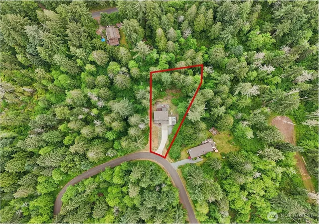 Photo 4 of Single family home for sale at 12716 97th Street Ct, Anderson Island, WA 98303 | MLS# NWM2533241 | Listing updated on 2026-09-21