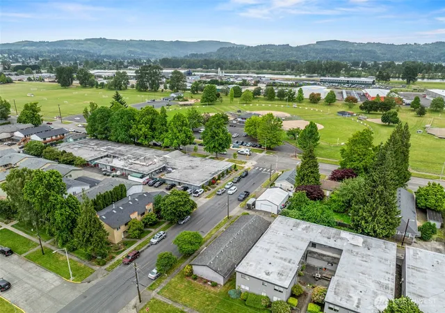 Photo 4 of House for sale at 733 Delaware St, Longview, WA 98632 | MLS# NWM2533254 | Listing updated on 2026-09-22