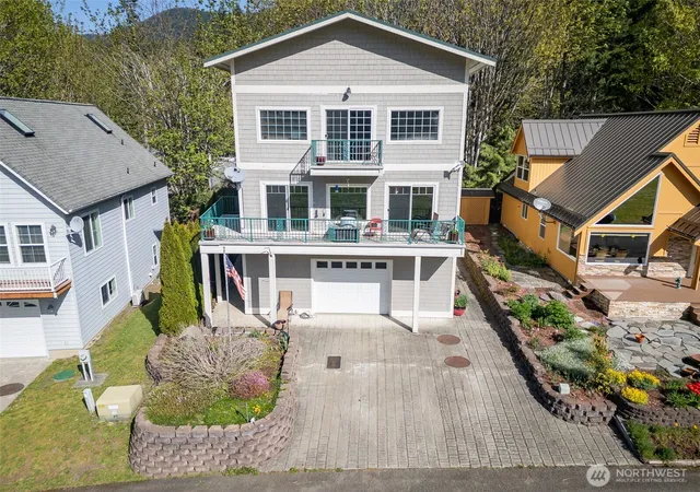 Photo 3 of Single family home for sale at 491 Maple Grv Rd, Port Angeles, WA 98363 | MLS# NWM2533278 | Listing updated on 2026-09-29