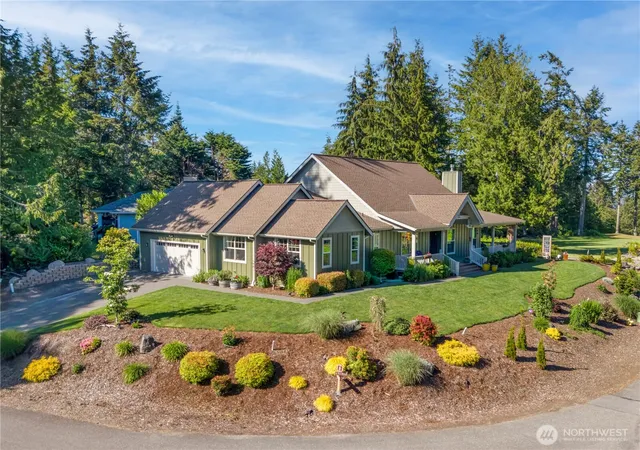 Photo 1 of Single family home for sale at 20 Dunsmuir Rd, Port Ludlow, WA 98365 | MLS# NWM2533345 | Listing updated on 2026-10-01