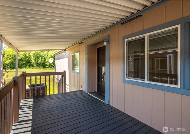 Photo 3 of Manufactured home for sale at 2355 Sparrow Loop #169, Kelso, WA 98626 | MLS# NWM2533424 | Listing updated on 2026-09-21