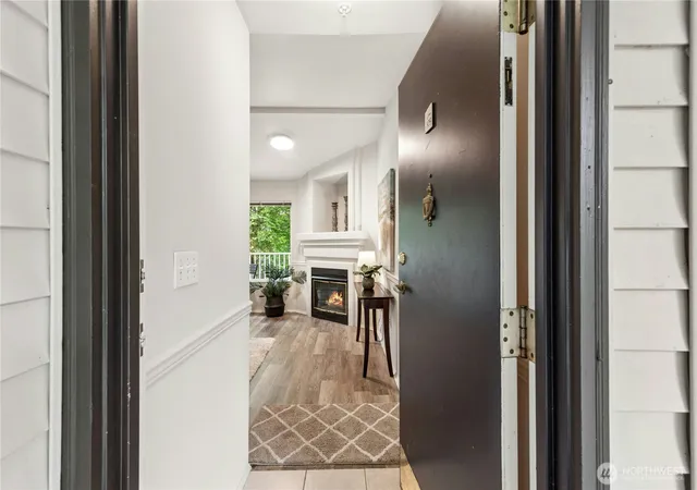 Photo 3 of Condo for sale at 25235 Se Klahanie Blvd #E305, Sammamish, WA 98029 | MLS# NWM2533425 | Listing updated on 2026-09-23