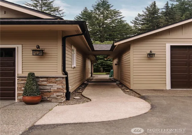 Photo 3 of Single family home for sale at 8007 114th Lane Sw, Olympia, WA 98512 | MLS# NWM2533427 | Listing updated on 2026-09-21