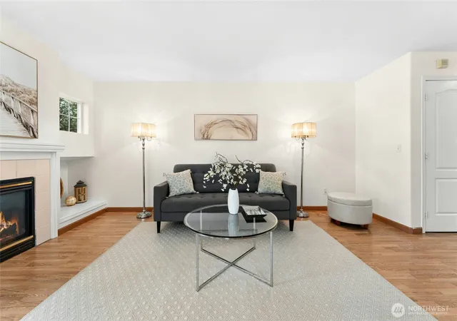 Photo 4 of Townhouse for sale at 10030 Holly Dr #111, Everett, WA 98204 | MLS# NWM2533444 | Listing updated on 2026-09-21
