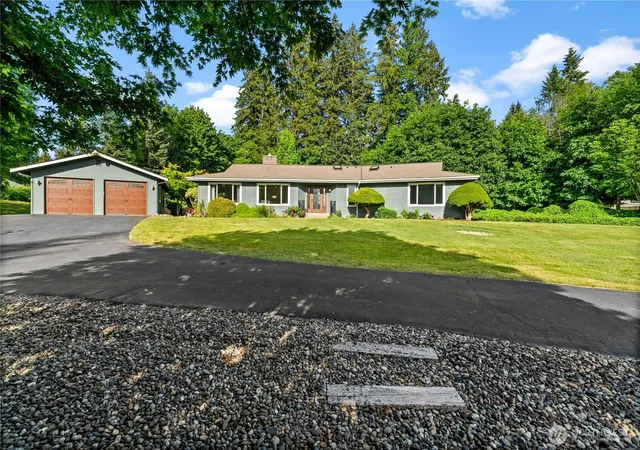 Photo 2 of Single family home for sale at 200 Ne Riverhill Dr, Belfair, WA 98528 | MLS# NWM2533480 | Listing updated on 2026-09-21