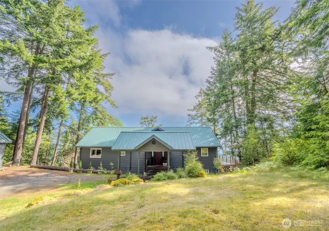 Photo 3 of Single family home for sale at 105 Windfall Ln, Eastsound, WA 98245 | MLS# NWM2533487 | Listing updated on 2026-09-21