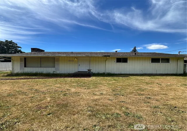 Photo 2 of Sale Pending at 2712 67th Avenue W, University Place, WA 98466 | MLS# NWM2533502 | Listing updated on 2026-09-25