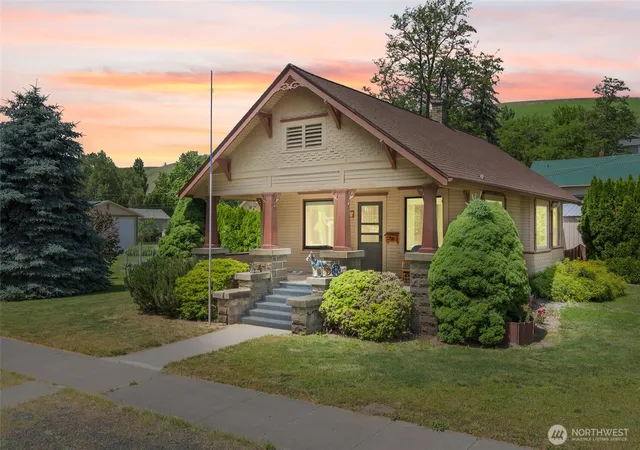 Photo 1 of Sale Pending at 100 W Dayton Ave, Dayton, WA 99328 | MLS# NWM2533504 | Listing updated on 2026-10-07