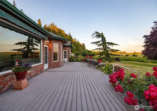 Photo 3 of Sale Pending at 2322 Pioneer Hwy, Stanwood, WA 98292 | MLS# NWM2533515 | Listing updated on 2026-08-18