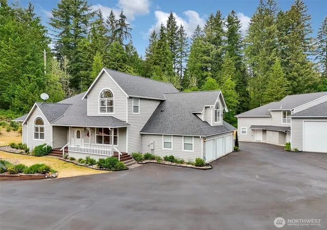 Photo 4 of Sale Pending at 11616 296th Avenue NE, Carnation, WA 98014 | MLS# NWM2533527 | Listing updated on 2026-09-25