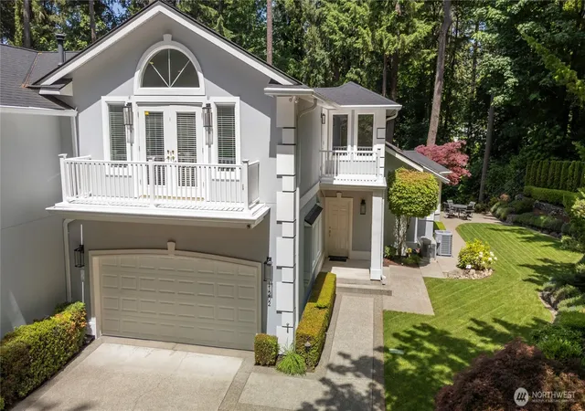 Photo 3 of Sale Pending at 11202 Greystone Dr Sw, Lakewood, WA 98499 | MLS# NWM2533542 | Listing updated on 2026-09-29