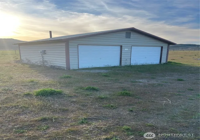 Photo 1 of Land for sale at 3 Horizon Ests, Tonasket, WA 98855 | MLS# NWM2533543 | Listing updated on 2026-09-21