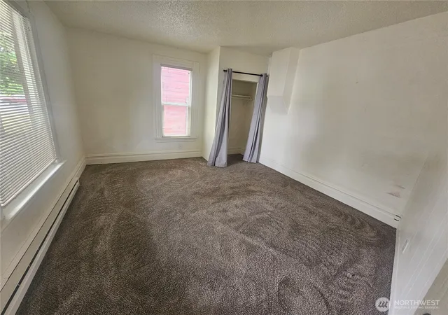 Photo 4 of Sale Pending at 10 N Touchet St, Walla Walla, WA 99362 | MLS# NWM2533571 | Listing updated on 2026-10-01