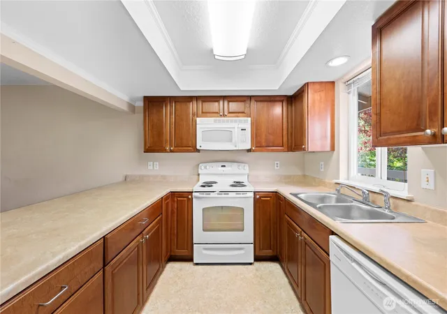 Photo 3 of Multi family home for sale at 1523 Sunset Pl, Mount Vernon, WA 98273 | MLS# NWM2533606 | Listing updated on 2026-09-21