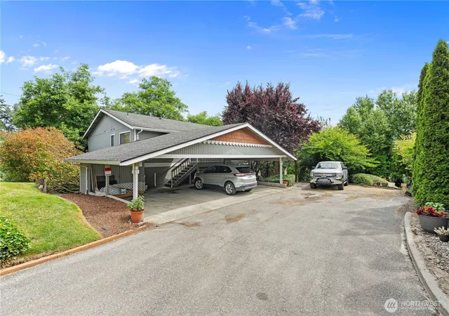 Photo 2 of Multi family home for sale at 1523 Sunset Pl, Mount Vernon, WA 98273 | MLS# NWM2533606 | Listing updated on 2026-09-21