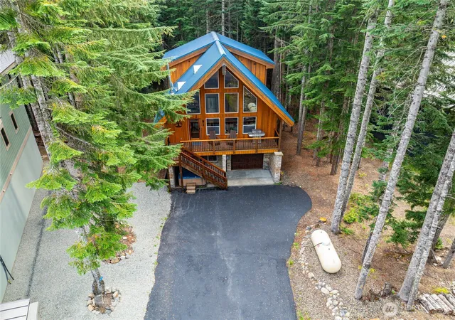 Photo 2 of Single family home for sale at 91 Mountain Home Rd, Snoqualmie Pass, WA 98068 | MLS# NWM2533644 | Listing updated on 2026-09-21