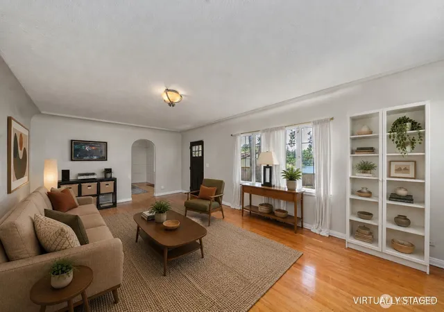 Photo 4 of Single family home for sale at 7409 Steilacoom Blvd SW, Lakewood, WA 98499 | MLS# NWM2533657 | Listing updated on 2026-09-21
