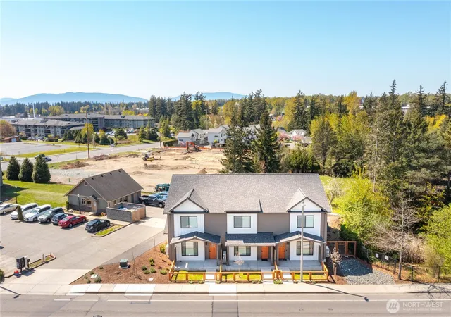 Photo 2 of Multi family home for sale at 4121 Deemer Rd, Bellingham, WA 98226 | MLS# NWM2533662 | Listing updated on 2026-09-21