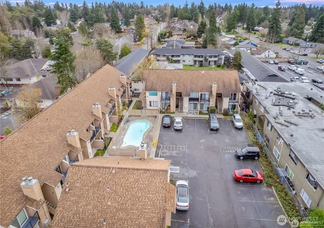 Condo for sale at 12434 Ambaum Blvd SW #106, Seattle, WA 98146 | MLS# NWM2533665