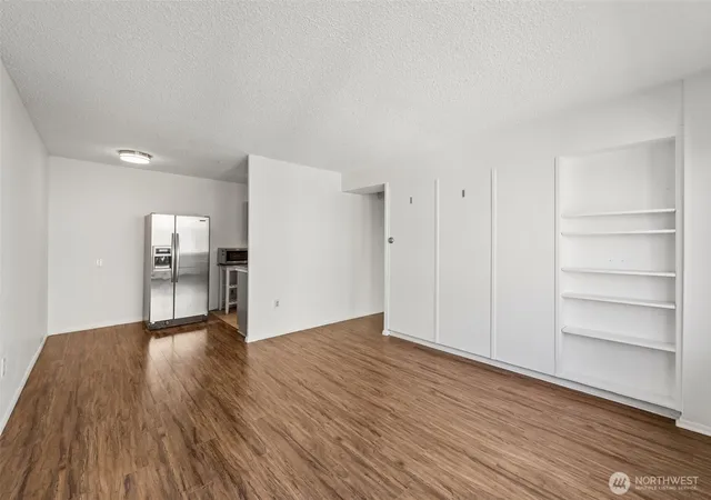 Photo 3 of Condo for sale at 1200 Boylston Ave #402, Seattle, WA 98101 | MLS# NWM2533674 | Listing updated on 2026-09-21