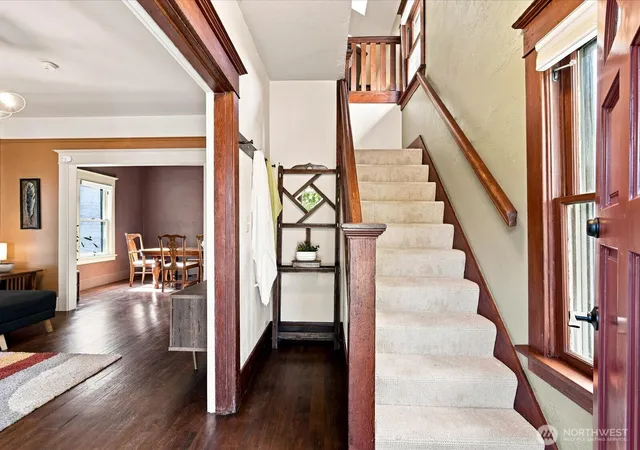 Photo 3 of Single family home for sale at 2811 Sw Dakota St, Seattle, WA 98126 | MLS# NWM2533692 | Listing updated on 2026-09-22