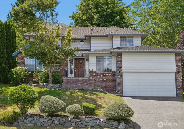 Photo 2 of Single family home for sale at 32745 47th Avenue Sw, Federal Way, WA 98023 | MLS# NWM2533711 | Listing updated on 2026-09-28