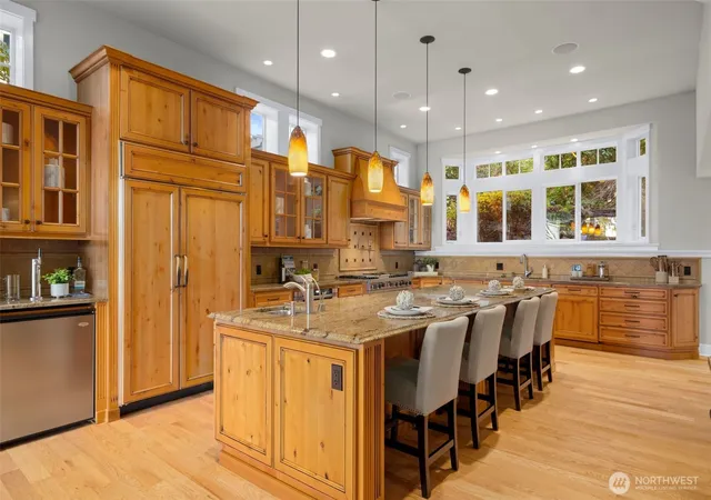 Photo 3 of Single family home for sale at 18021 SE 40th Place, Bellevue, WA 98008 | MLS# NWM2533728 | Listing updated on 2026-10-01