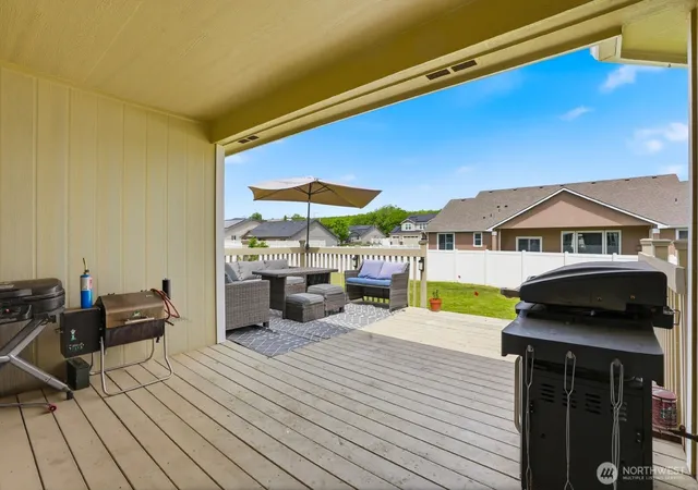 Photo 3 of Single family home for sale at 7601 W Washington Ave, Yakima, WA 98903 | MLS# NWM2533735 | Listing updated on 2026-10-01