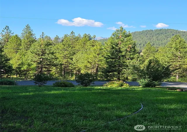 Photo 3 of Manufactured home for sale at 21603 Camp 12 Rd, Leavenworth, WA 98826 | MLS# NWM2533758 | Listing updated on 2026-09-21