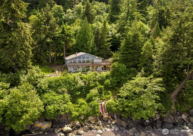 Photo 2 of Sale Pending at 295 Raccoon Point Rd, Eastsound, WA 98245 | MLS# NWM2533803 | Listing updated on 2026-09-25