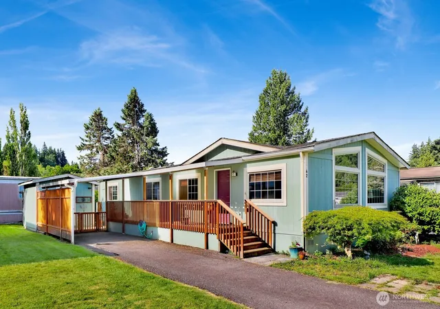 Photo 1 of Manufactured home for sale at 425 N Chuckanut Dr #42, Bellingham, WA 98229 | MLS# NWM2533822 | Listing updated on 2026-09-29