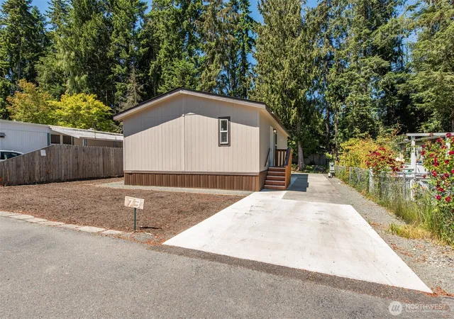 Photo 3 of Manufactured home for sale at 111 Dryke Rd #73, Sequim, WA 98382 | MLS# NWM2533870 | Listing updated on 2026-09-21