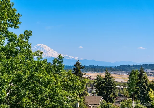 Photo 2 of Sale Pending at 5562 15th Avenue S, Seattle, WA 98108 | MLS# NWM2533876 | Listing updated on 2026-09-25